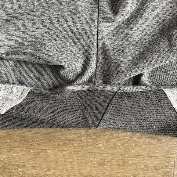 Outdoor Voices 3/4 Two-Tone leggings size S Athleisure - Picture 5 of 5